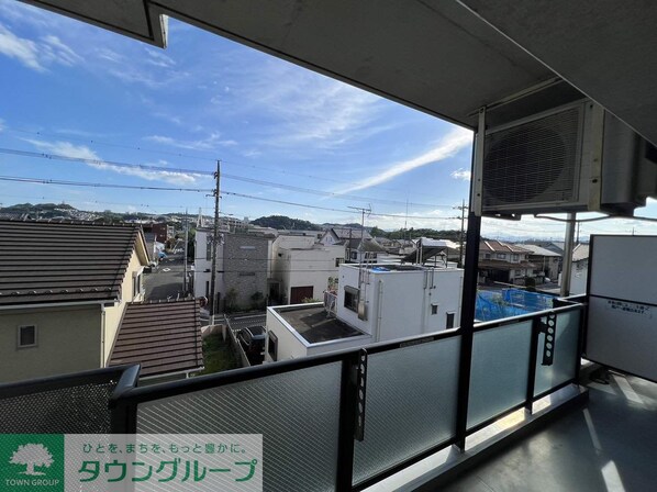 カレラエイトの物件内観写真